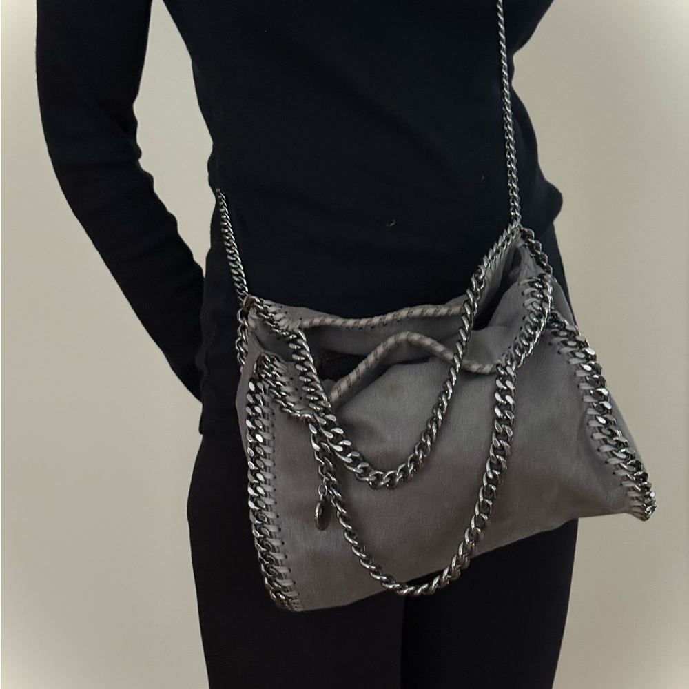 Stylish Gray Chain Shoulder Bag
